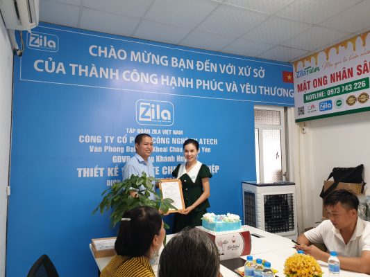 CEO Zila Vietnam – Trần Nhật Minh trao Quyết định bổ nhiệm Giám đốc Văn phòng Khoái Châu – Hưng yên