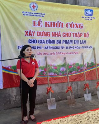 Đại diện Hội chữ thập đỏ huyện Ứng Hòa phát biểu